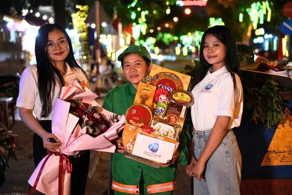 Hình ảnh trung tâm hỗ trợ khách hàng 6ff casino với các câu hỏi thường gặp